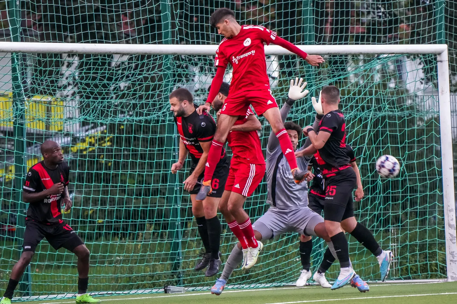 Solinger Derby der Top-Teams