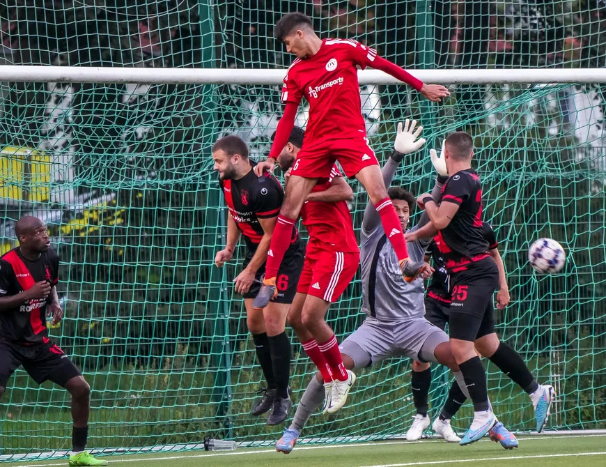 Solinger Derby der Top-Teams