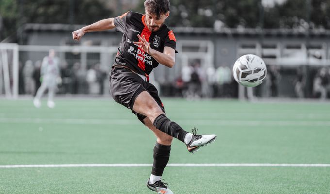 Eigengewächs Konstantinos Tsiougaris bleibt 03er