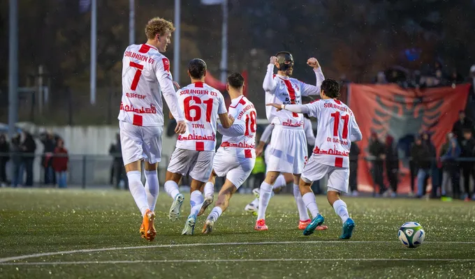 03er cool und abgeklärt wie ein richtiger Spitzenreiter!