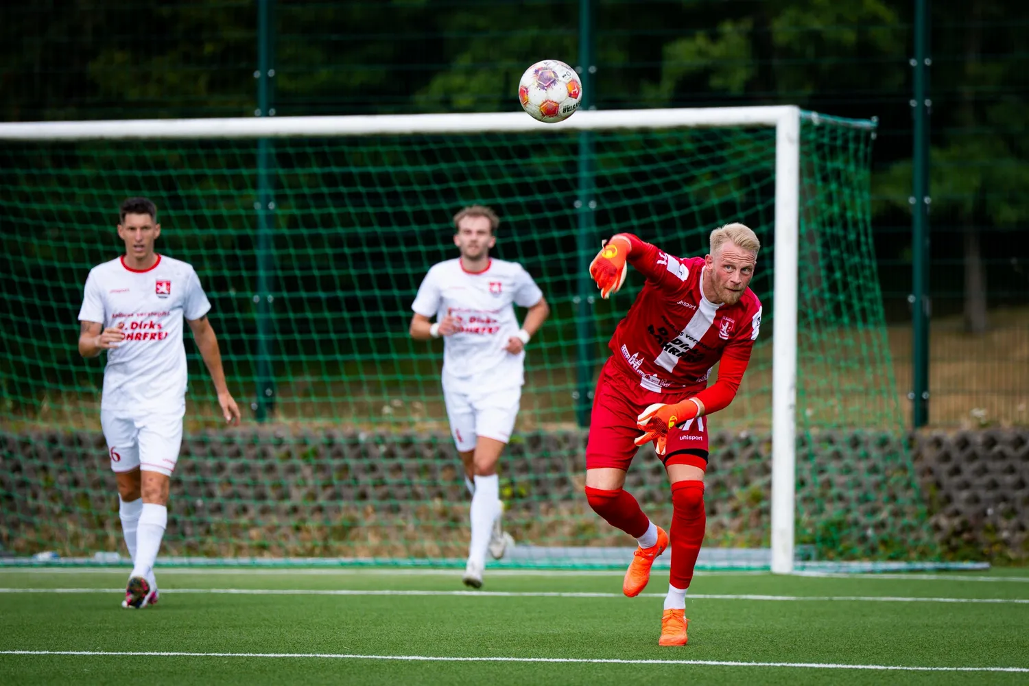 KLASSE LEISTUNG BEIM 6 : 1 SIEG GEGEN VFB HOMBERG