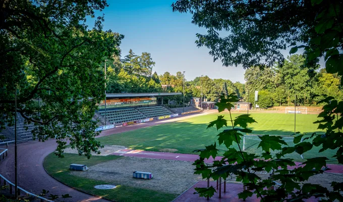03 HEIMAUFTAKT IM WALDER STADION