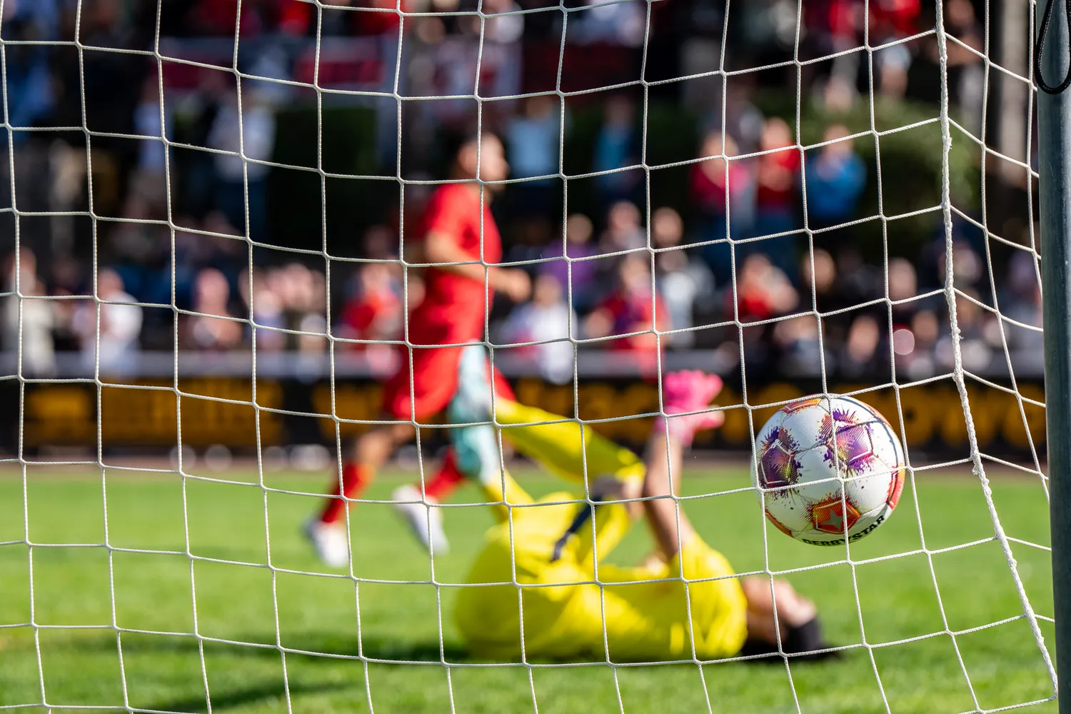 1. OBERLIGA HEIMSIEG DER 03ER GESCHICHTE