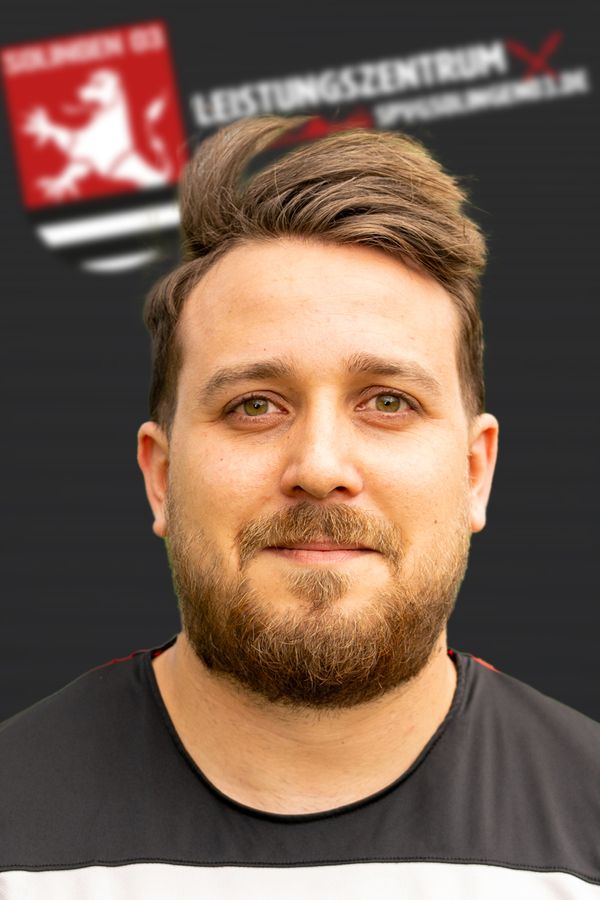 Tolga Üyümaz